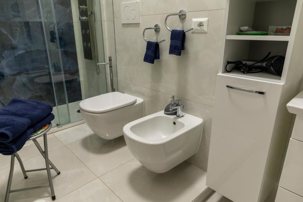 Cozy Loft Putignani Appartement Bari Buitenkant foto